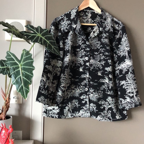 Tops - Printed Button Shirt